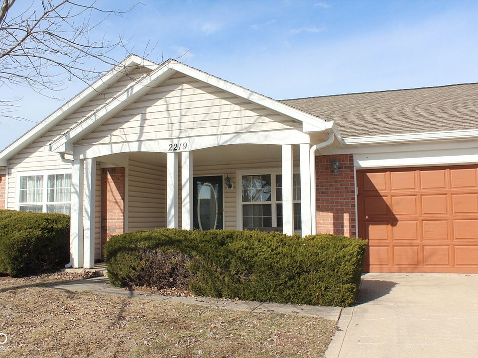 1st image of 2219 Elm Leaf Ln