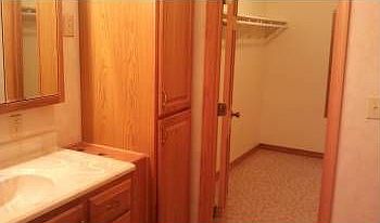 5th image of 201 Otterburn Cir