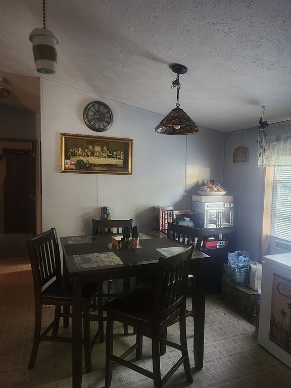 6 Hopf Dr - Property Image