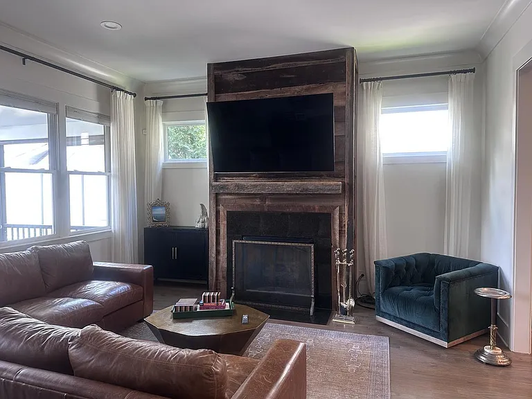 1106 Caldwell Ave — Photo 4