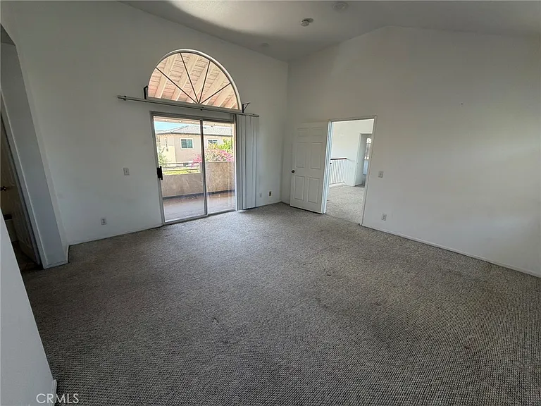 4246 La Rica Ave #A — Photo 9