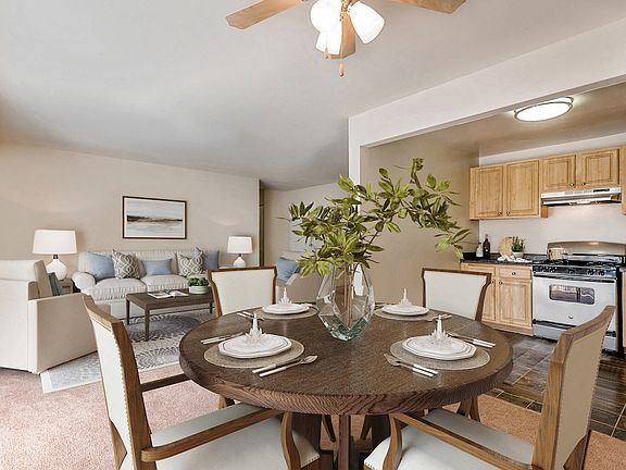 5th image of 3416 Curtis Dr APT 505