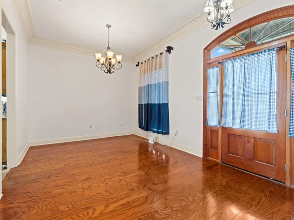 10064 Garden Oaks Ave, Denham Springs, LA 70706