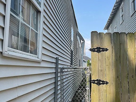5th image of 2431 Saint Bernard Ave