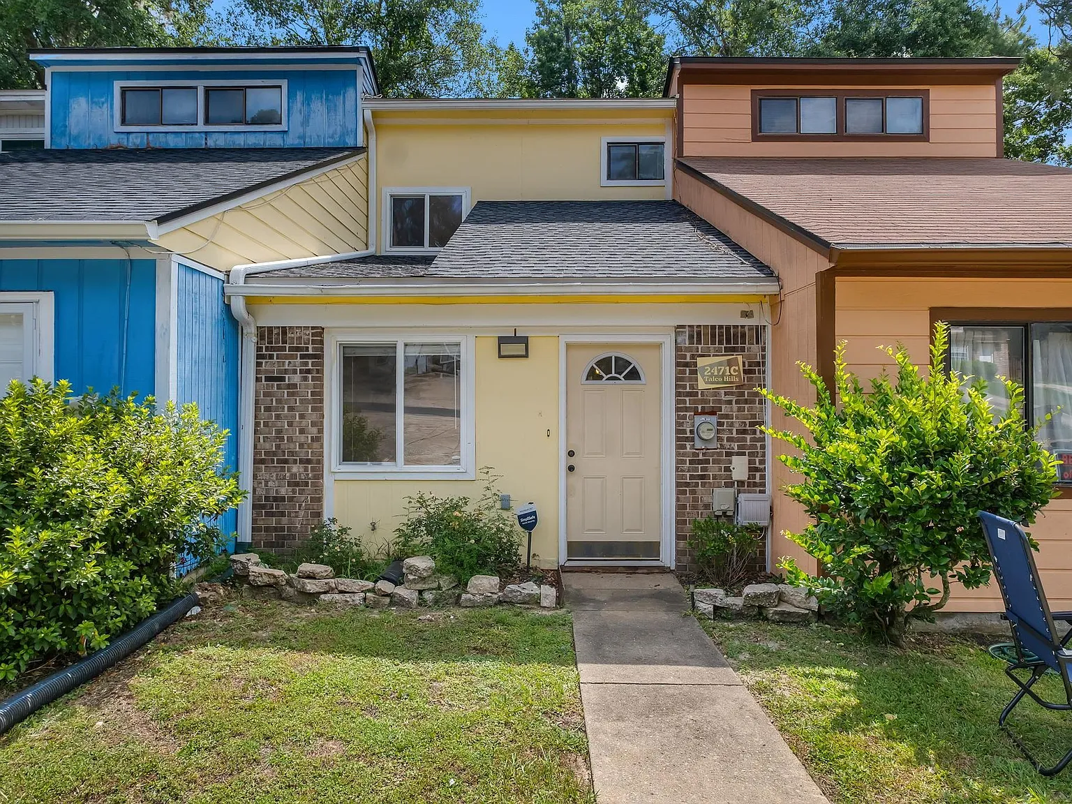 3 bed, 1120 sqft, $1,500 — Photo 2