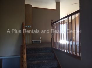5808 S San Diego Ave, Sioux Falls, SD 57106