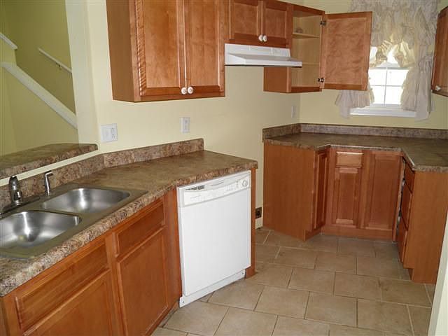 2nd image of 122 Choctaw Dr