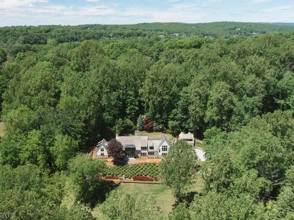 171 Campbell Rd, Bernardsville Boro, NJ 07924