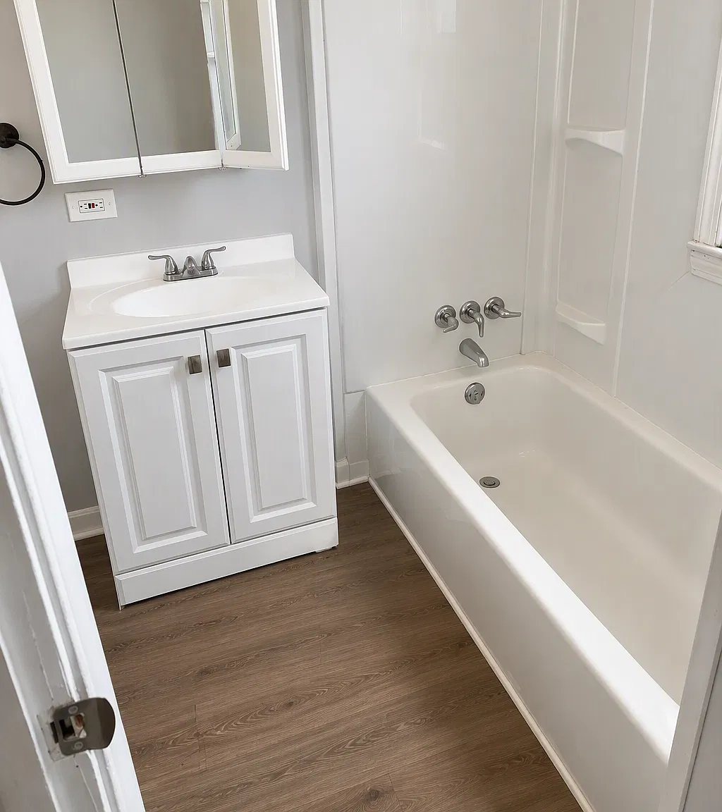 1 bed, 900 sqft, $875 — Photo 2