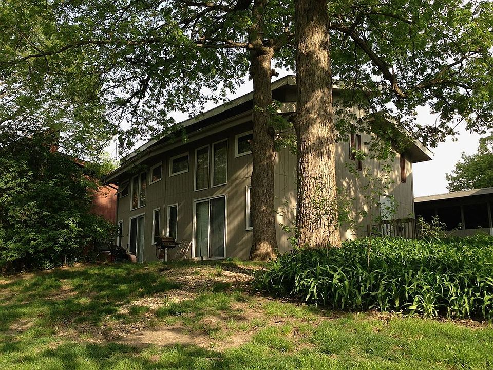 1st image of 518 Carr Dr