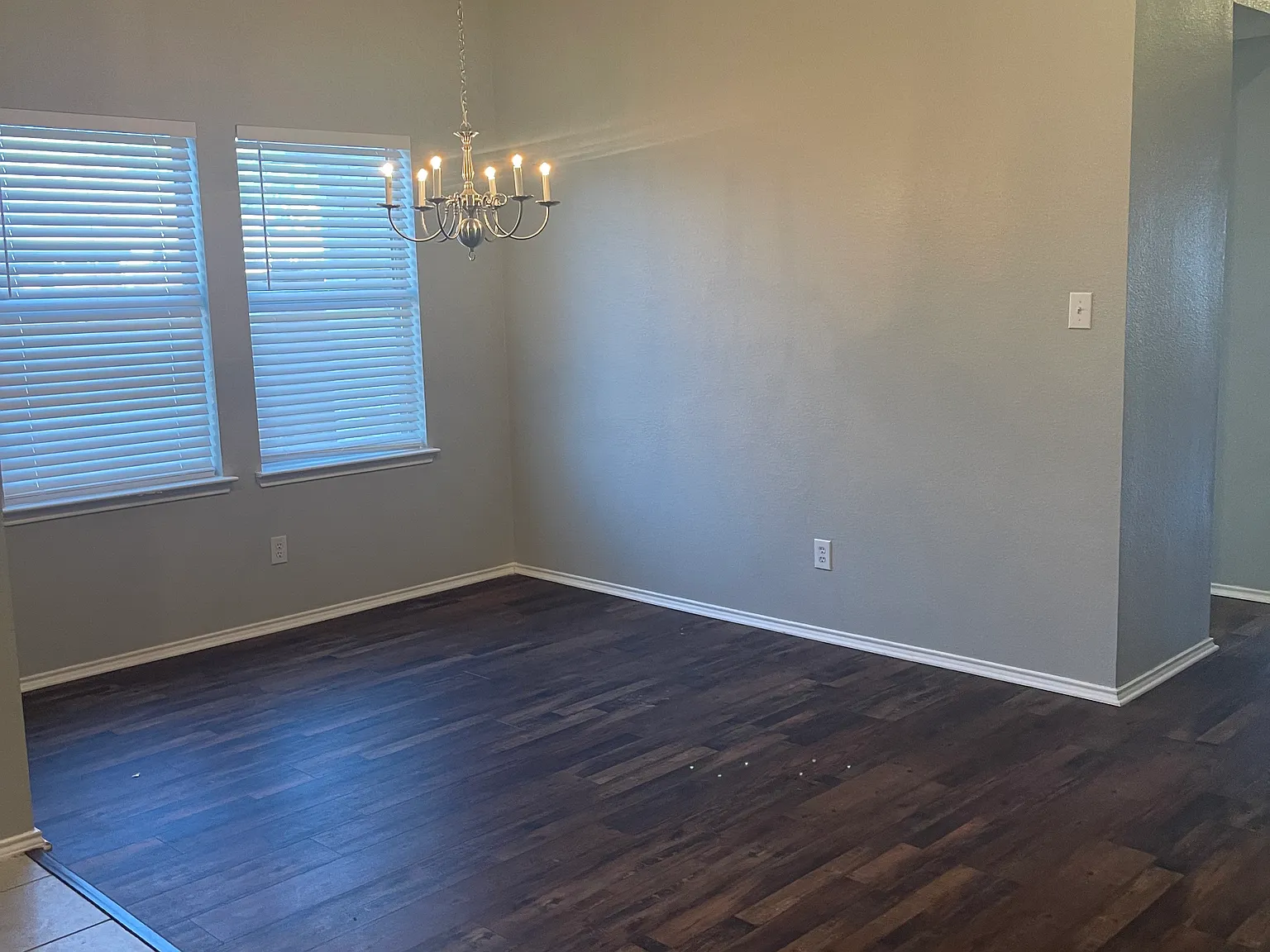 4 bed, 2082 sqft, $2,000 — Photo 4
