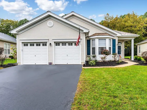 517 Weston Dr, Galloway, NJ 08205