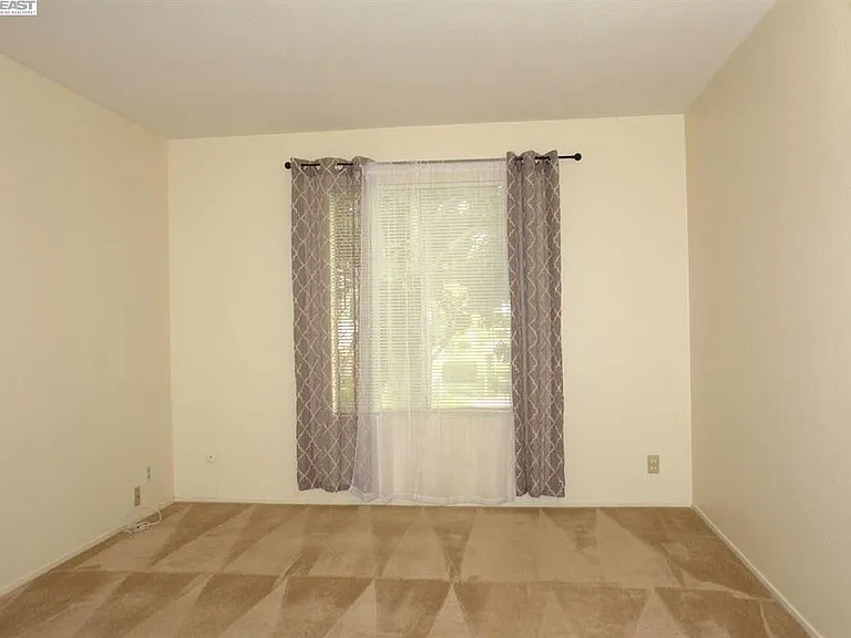38500 Paseo Padre Pkwy #209 — Photo 16