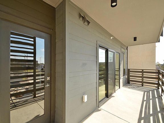 4th image of 3600 S Lamar Blvd #314