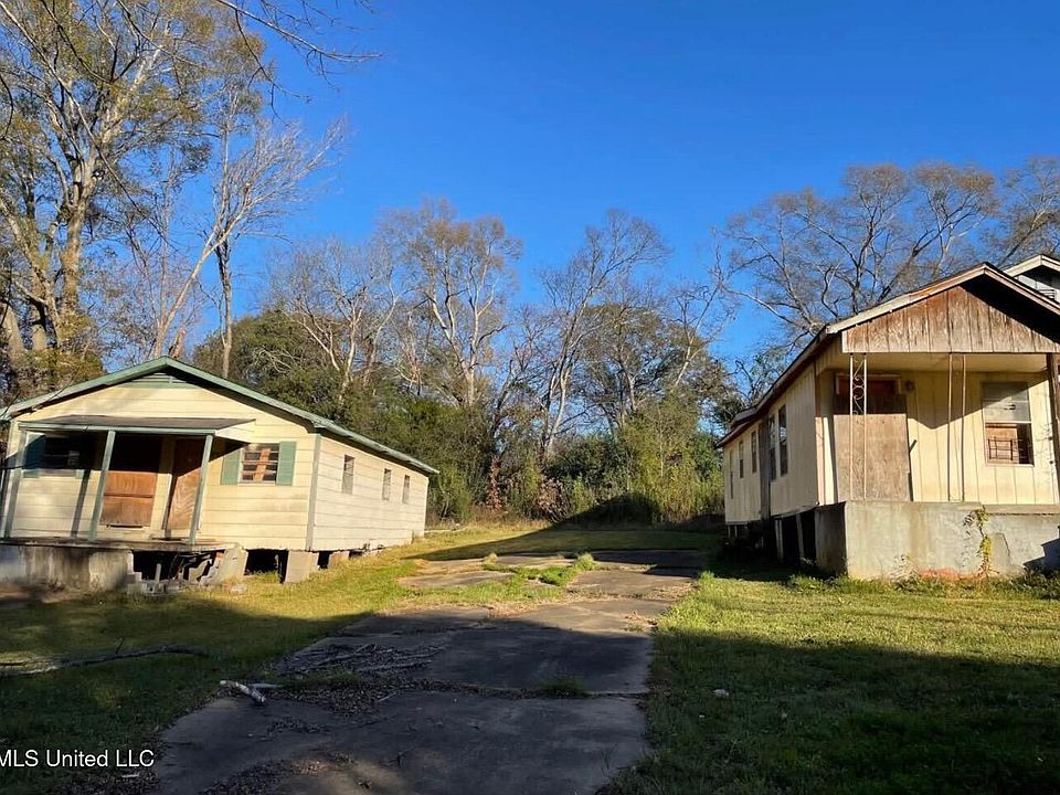 1st image of 1016-18 Eminence Row
