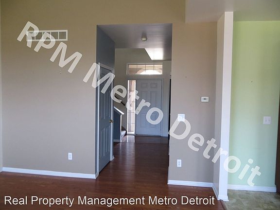 4th image of 2130 Preserve Cir W #84