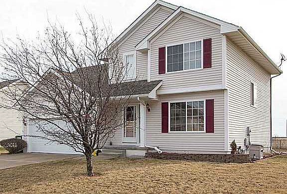 2nd image of 185 SE Crabapple Dr