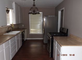 1403 W 6th St, Freeport, TX 77541