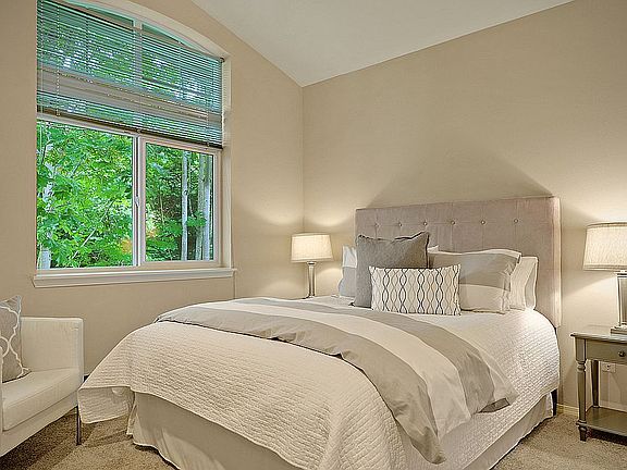 5th image of 16125 Juanita Woodinville Way NE Unit 2305