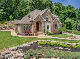 11 Brookstone Dr, Boonton Township, NJ 07005