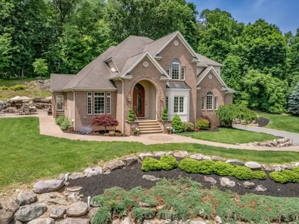 11 Brookstone Dr, Boonton Twp., NJ 07005