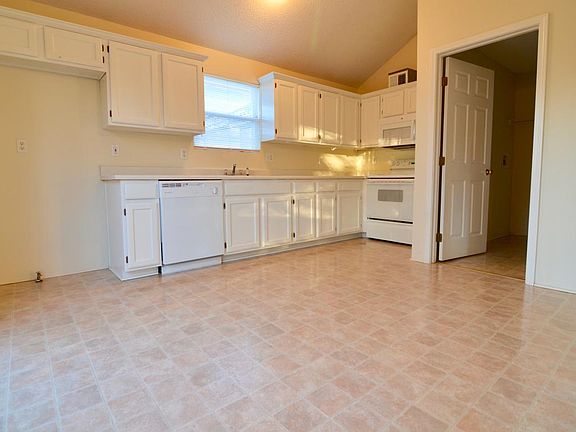 Large kitchen