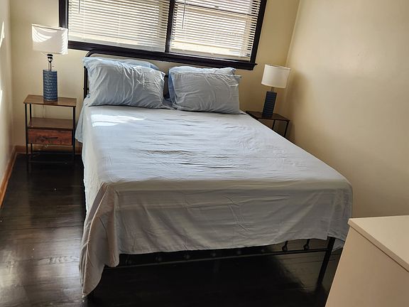 4th image of 8831 W Herbert Ave #1