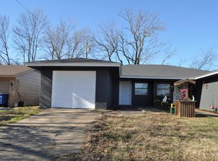 1107 Ann Dr #B, Ennis, TX 75119
