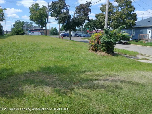 2128 N East St, Lansing, MI 48906