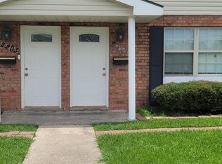 2201 Octavia Dr, Chalmette, LA 70043