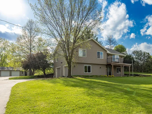 1158 SE 80th St, Runnells, IA 50237