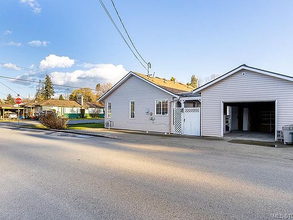 3rd image of 161 McKinstry Rd
