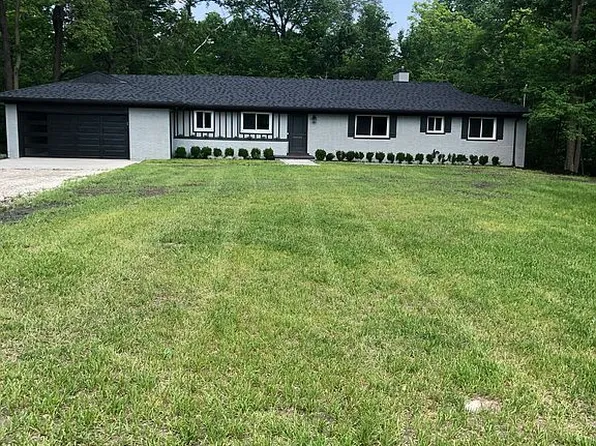 29720 Wildbrook Dr, Southfield, MI 48034