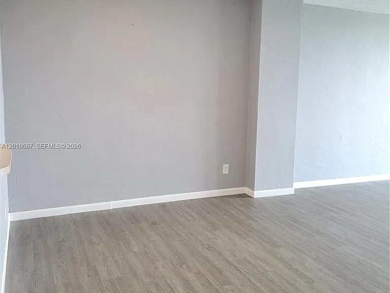 19380 Collins Ave #418 — Photo 16