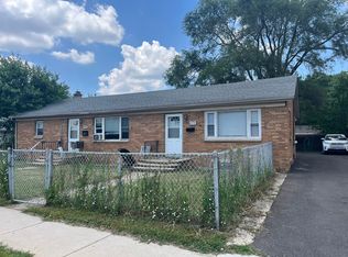 404-408 N Farnsworth Ave, Aurora, IL 60505