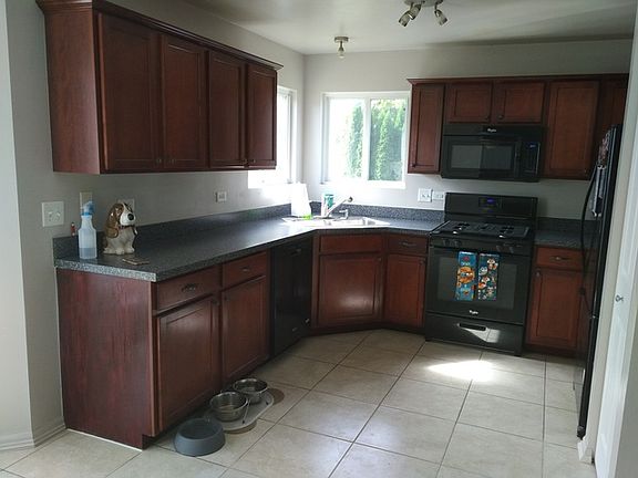 4th image of 2406 Rockwood Dr