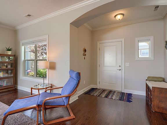 5th image of 10532 Elderberry Dr