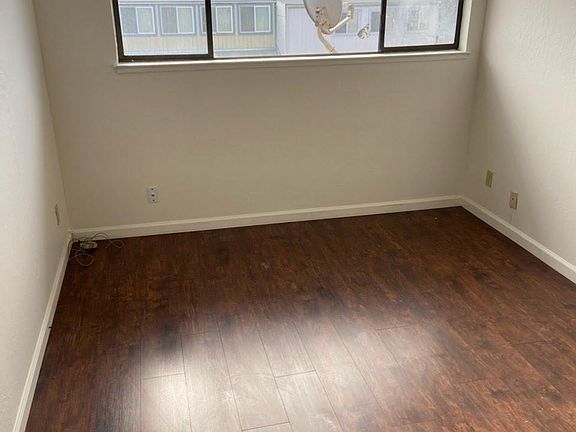 5th image of 1230 La Playa St #204