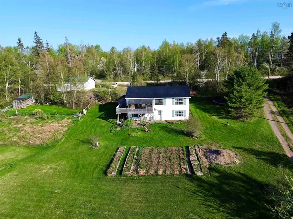 765 Green Rd, Cumberland, NS B4H 3X9
