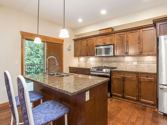 5th image of 24185 106b Ave #64