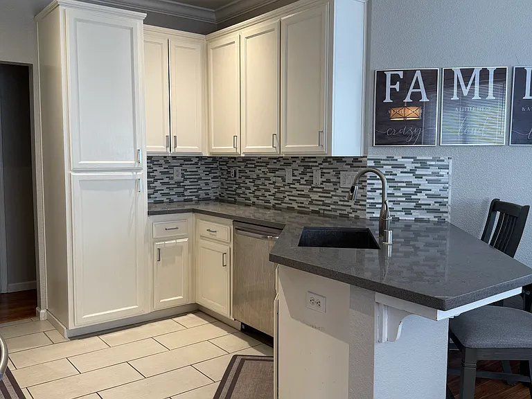 1814 Autumn Meadow Dr — Photo 3