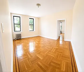 34-01 Parsons Boulevard, #B4