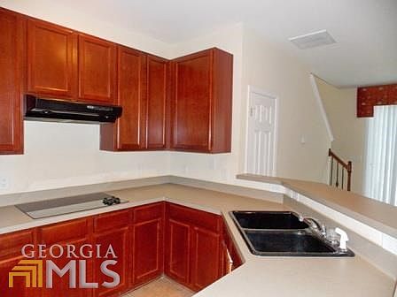 5th image of 3415 Fernview Dr