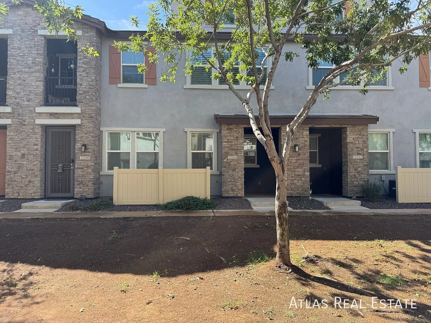 Copper Leaf Townhome | Half Month Free! — Photo 2