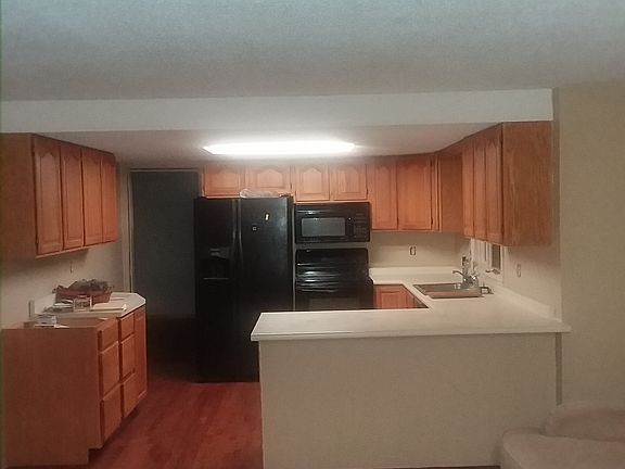 5th image of 16001 Farr Hills Dr