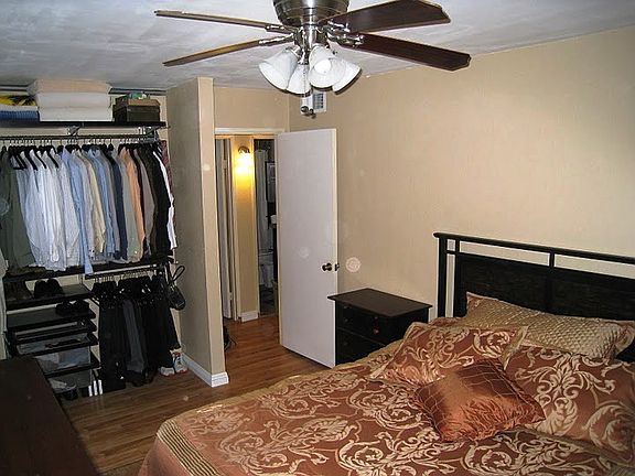 5th image of 4468 Marlborough Ave Unit 3