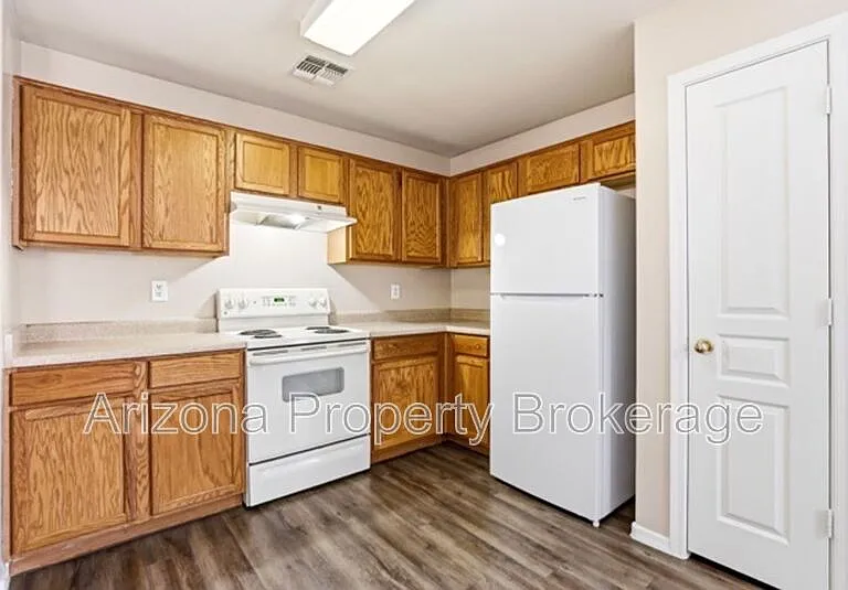 3759 W Santa Cruz Ave — Photo 11