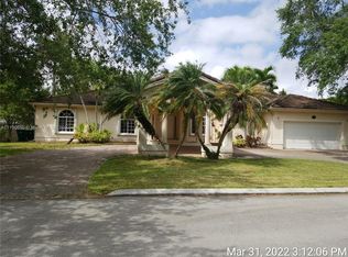 9513 SW 125th Ter, Miami, FL 33176