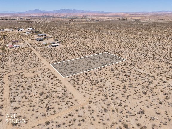 5th image of 3 E Red Horizon Rd