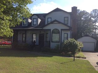 3463 McChoen Dr, Fayetteville, NC 28311